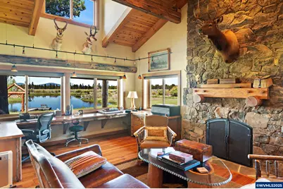 52255 Hunnington Rd, La Pine, OR 97739 - Photo 9