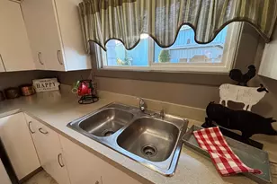 135 College Dr NW, Salem, OR 97304 - Photo 13