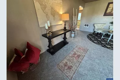 135 College Dr NW, Salem, OR 97304 - Photo 7