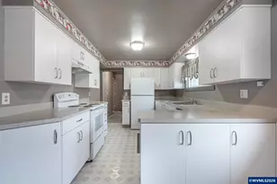 135 College Dr NW, Salem, OR 97304 - Photo 39