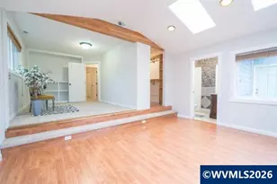 483 SE Hazel Av, Mill City, OR 97360 - Photo 9