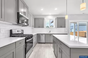 777 Riley Dr Dr, Silverton, OR 97381 - Photo 9