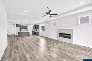 781 Riley Dr Dr, Silverton, OR 97381 - Photo 7