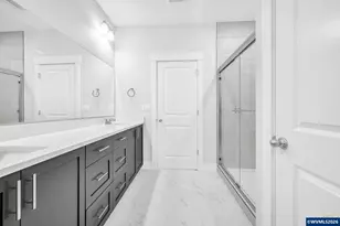 781 Riley Dr Dr, Silverton, OR 97381 - Photo 13