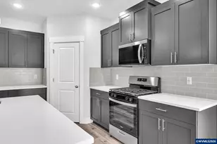 781 Riley Dr Dr, Silverton, OR 97381 - Photo 5