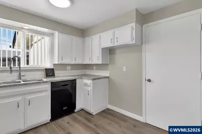 4914 Song Sparrow St NE, Salem, OR 97301 - Photo 13