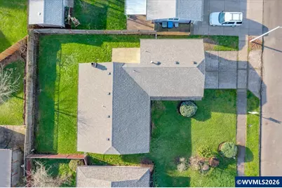 4914 Song Sparrow St NE, Salem, OR 97301 - Photo 9