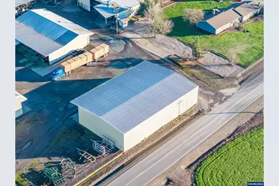 35725 Engle Rd, Albany, OR 97322 - Photo 11