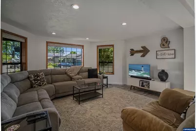 4708 Bohannon St NE, Salem, OR 97305 - Photo 11