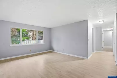 349 NE 18th St, Gresham, OR 97030 - Photo 3