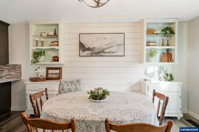 257 N 6th St, Jefferson, OR 97352 - Photo 9