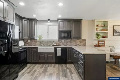 257 N 6th St, Jefferson, OR 97352 - Photo 11