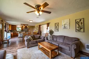 38785 Mountain Home Dr, Lebanon, OR 97355 - Photo 5