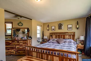 38785 Mountain Home Dr, Lebanon, OR 97355 - Photo 7