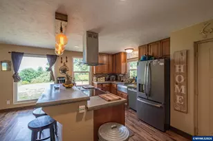 38785 Mountain Home Dr, Lebanon, OR 97355 - Photo 11