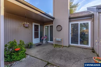 1851 Lexington Cir SE, Salem, OR 97306 - Photo 9