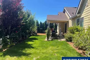 323 NW Pacific Hills Dr, Willamina, OR 97396 - Photo 17