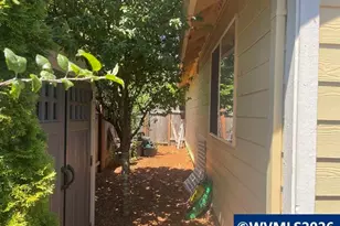 323 NW Pacific Hills Dr, Willamina, OR 97396 - Photo 15