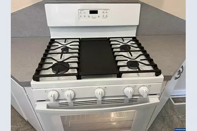 220 7th Av SE, Albany, OR 97321 - Photo 7