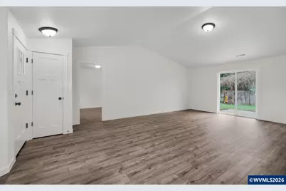 87667 Oak Island Dr, Veneta, OR 97487 - Photo 7