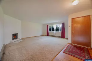 4888 38th Pl NE, Salem, OR 97305 - Photo 11