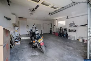 4888 38th Pl NE, Salem, OR 97305 - Photo 27