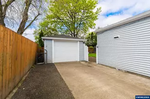 634 Waverly Dr SE, Albany, OR 97322 - Photo 3