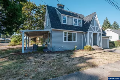 411 Mayer Dr, Lebanon, OR 97355 - Photo 3