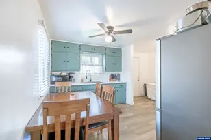 1515 Howard Dr SE, Albany, OR 97322 - Photo 13