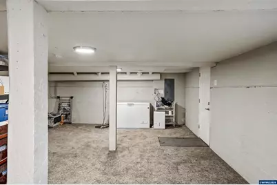 1050 Summer St NE, Salem, OR 97301 - Photo 23