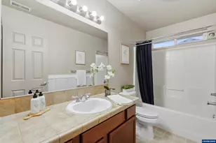 1659 Salmon Run St SW, Albany, OR 97321 - Photo 17