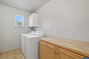 1659 Salmon Run St SW, Albany, OR 97321 - Photo 23