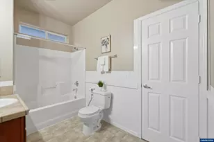 1659 Salmon Run St SW, Albany, OR 97321 - Photo 19