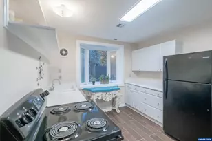 236 NW Walker Ln, Albany, OR 97321 - Photo 37