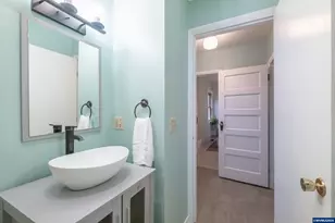 236 NW Walker Ln, Albany, OR 97321 - Photo 11