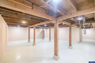 236 NW Walker Ln, Albany, OR 97321 - Photo 41