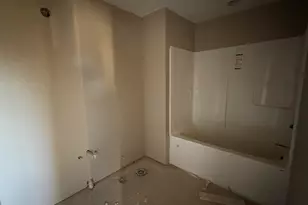 595 NE Evergreen Ave, Dallas, OR 97338 - Photo 13