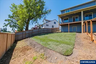 595 NE Evergreen Ave, Dallas, OR 97338 - Photo 11