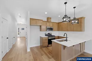 595 NE Evergreen Ave, Dallas, OR 97338 - Photo 19