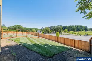 595 NE Evergreen Ave, Dallas, OR 97338 - Photo 15