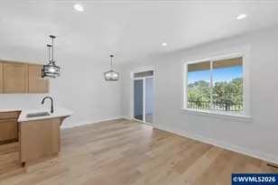 597 NE Evergreen Ave, Dallas, OR 97338 - Photo 17