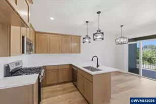 597 NE Evergreen Ave, Dallas, OR 97338 - Photo 13