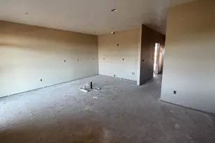 597 NE Evergreen Ave, Dallas, OR 97338 - Photo 11