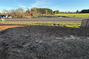 597 NE Evergreen Ave, Dallas, OR 97338 - Photo 7