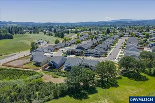 597 NE Evergreen Ave, Dallas, OR 97338 - Photo 39