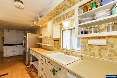 29373 Santiam Terrace Rd, Lebanon, OR 97355 - Photo 11