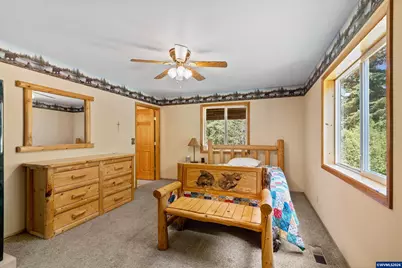 1470 East Willis Creek Rd, Winston, OR 97496 - Photo 27