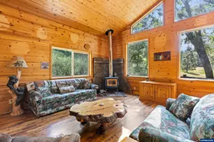 1470 E Willis Creek Rd, Winston, OR 97496 - Photo 15