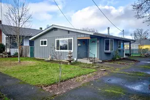 615 E Burnett St St, Stayton, OR 97383 - Photo 1