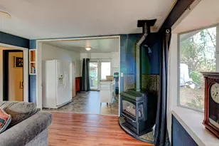 615 E Burnett St St, Stayton, OR 97383 - Photo 7